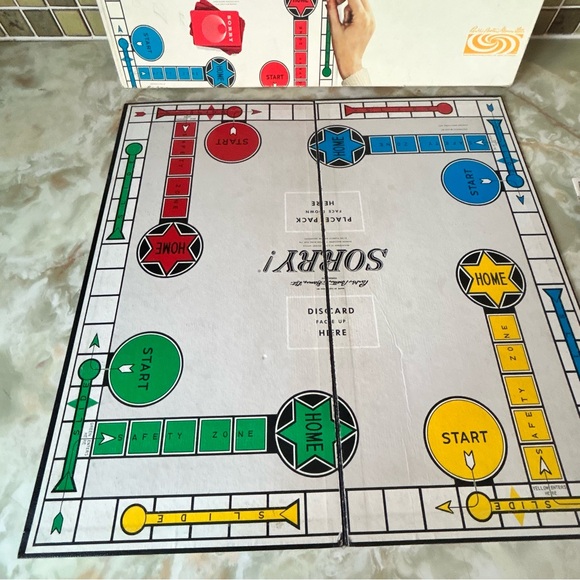 Sorry! Board Game - Picture 3 of 10